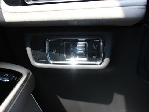 Certified 2023 Lincoln Aviator Reserve w/ Equipment Group 201A image 10