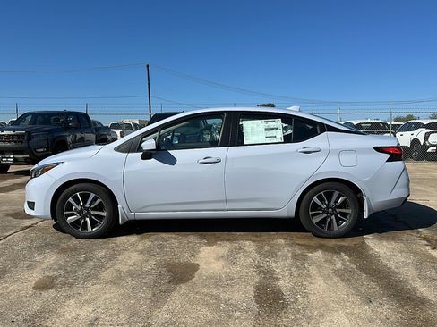 New 2025 Nissan Versa SV w/ Trunk Package image 5