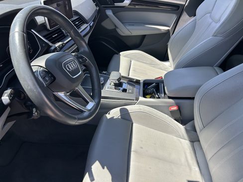 Used 2019 Audi Q5 2.0T Premium Plus w/ Premium Plus Package AWD/4WD image 14