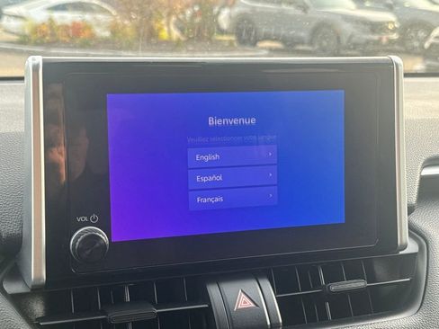 Used 2023 Toyota RAV4 LE image 22