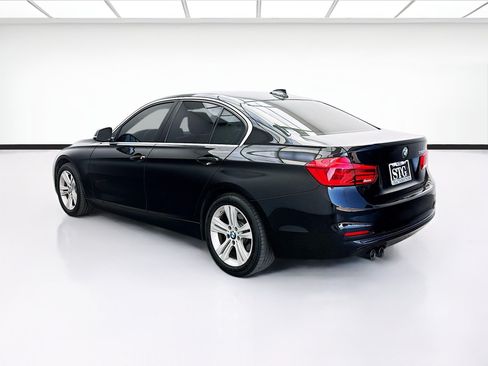 Used 2018 BMW 330i Sedan RWD image 6