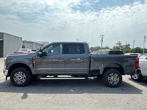 New 2026 Ford F250 Lariat w/ FX4 Off-Road Package AWD/4WD image 19