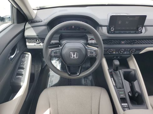 Used 2024 Honda Accord LX image 17