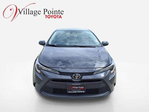 Used 2024 Toyota Corolla LE FWD image 8