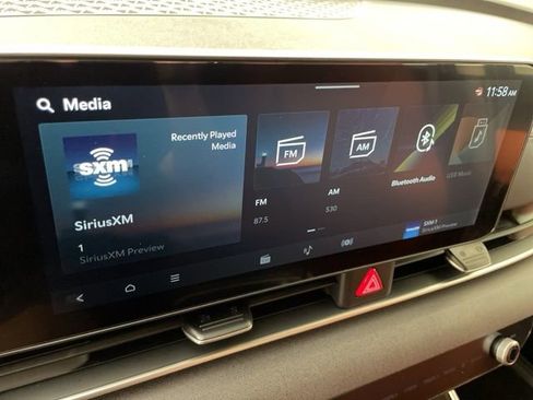 New 2026 Kia Carnival EX image 27