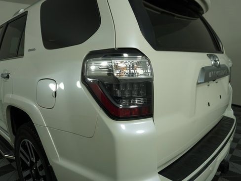 Used 2021 Toyota 4Runner Limited image 12