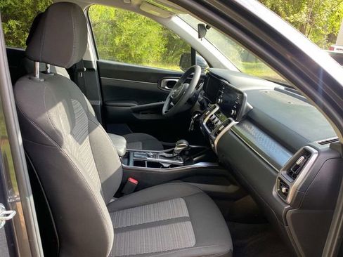 Used 2023 Kia Sorento LX FWD image 36