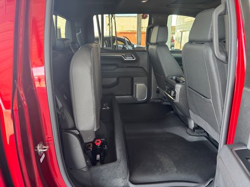 Used 2026 Chevrolet Silverado 1500 High Country RWD image 29