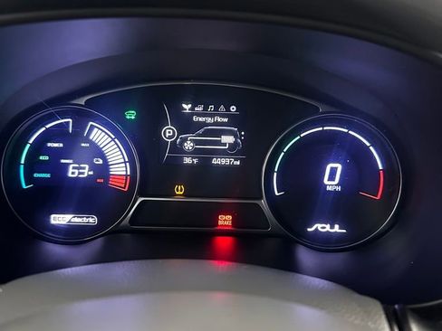 Used 2017 Kia Soul EV-e image 19