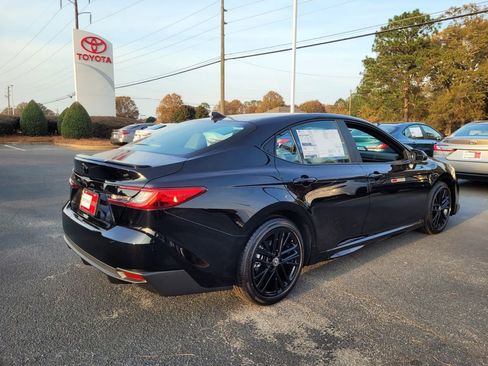 New 2026 Toyota Camry SE image 11