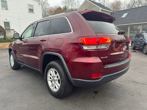Used 2020 Jeep Grand Cherokee Laredo AWD/4WD image 5