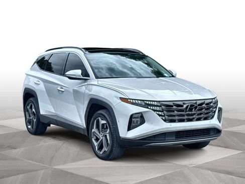 Used 2023 Hyundai Tucson Limited AWD/4WD image 2