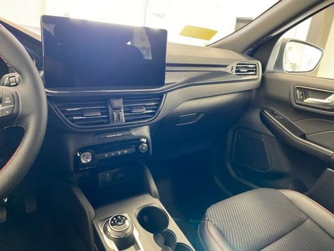 New 2025 Ford Escape ST-Line w/ Tech Pack #1 image 13