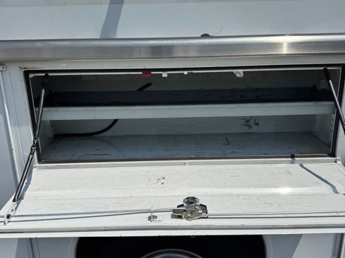 Used 2018 Ford F350 XL w/ Power Equipment Group image 22