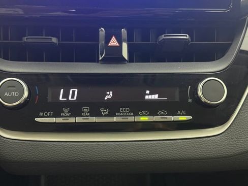 Used 2024 Toyota Corolla LE FWD image 17