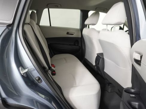 Used 2023 Toyota Corolla Cross LE FWD image 38