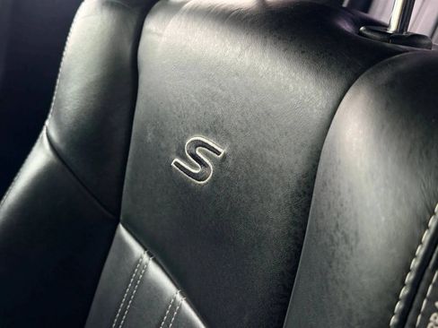 Used 2016 Chrysler 300 S AWD/4WD image 27