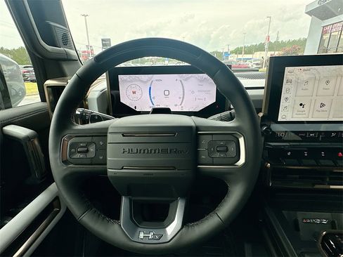 New 2025 GMC Hummer EV 3X w/ Extreme Off-Road Package image 18