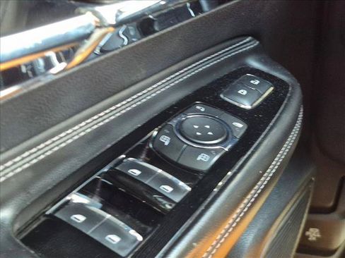 Used 2021 Lincoln Corsair FWD image 12