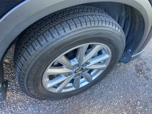 Used 2023 MAZDA CX-5 AWD 2.5 S w/ Select Package image 16