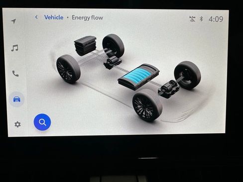 Used 2025 Toyota RAV4 LE image 32