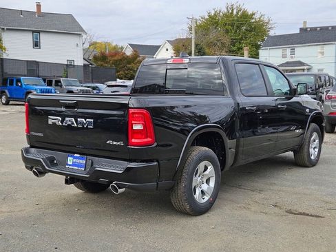 New 2026 RAM 1500 4x4 Crew Cab image 5