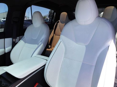 Used 2022 Tesla Model X Plaid AWD/4WD image 14