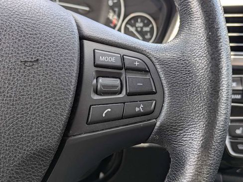 Used 2018 BMW 320i xDrive Sedan AWD/4WD image 35