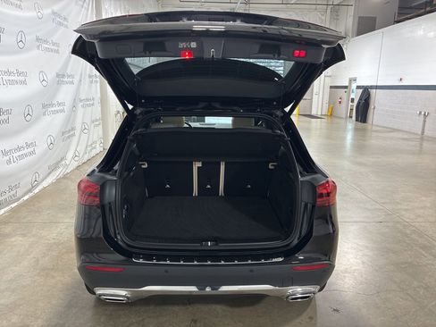 Used 2025 Mercedes-Benz GLA 250 4MATIC image 6