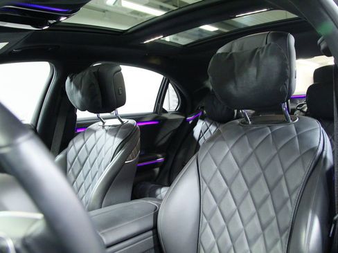Used 2022 Mercedes-Benz S 580 4MATIC Sedan image 6