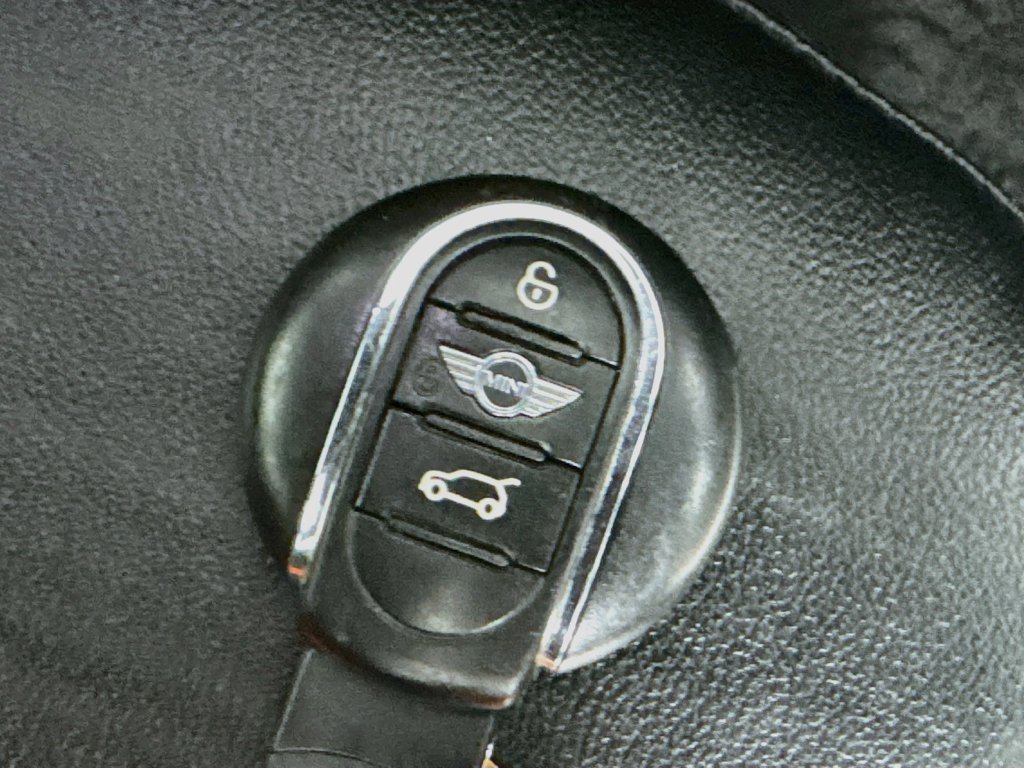 Used 2015 MINI Cooper S FWD image 36