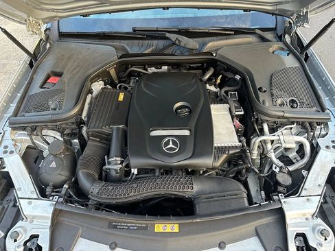 Used 2017 Mercedes-Benz E 300 image 21