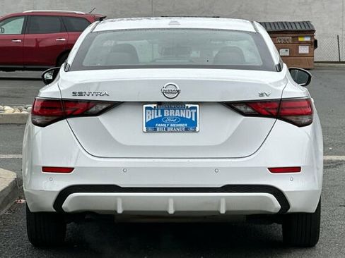 Used 2021 Nissan Sentra SV image 8