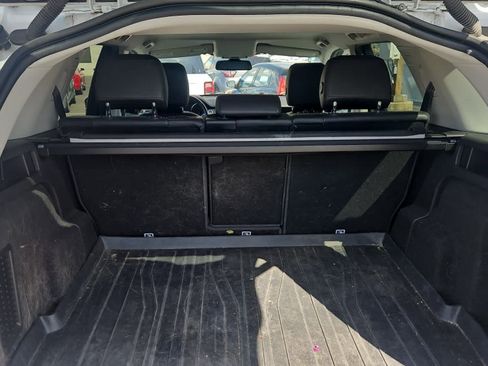 Used 2018 Land Rover Discovery Sport SE AWD/4WD image 8