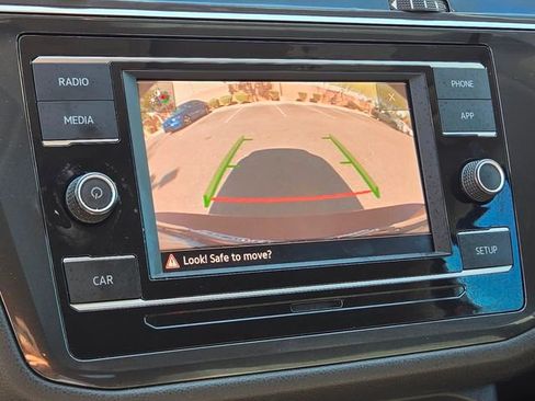 Used 2018 Volkswagen Tiguan S FWD image 30