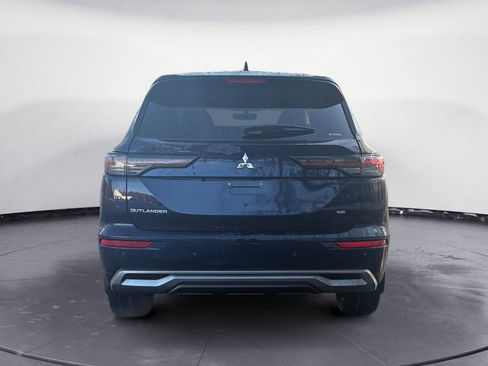 New 2026 Mitsubishi Outlander SE image 4