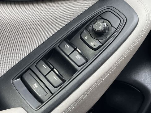 Certified 2023 Subaru Forester Premium AWD/4WD image 27