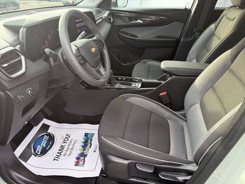 Used 2026 Chevrolet TrailBlazer LT AWD/4WD image 22
