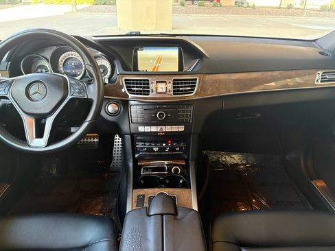 Used 2016 Mercedes-Benz E 350 Sedan image 13