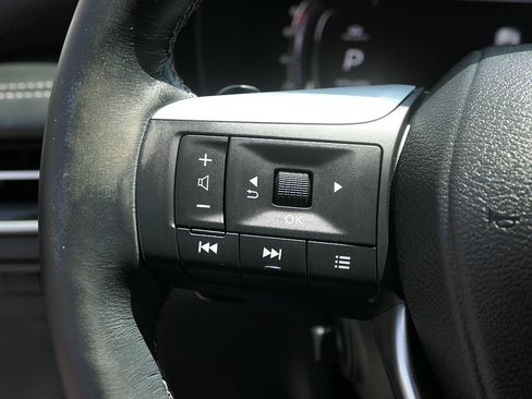 Used 2022 INFINITI QX60 Sensory w/ Cargo Package FWD image 15