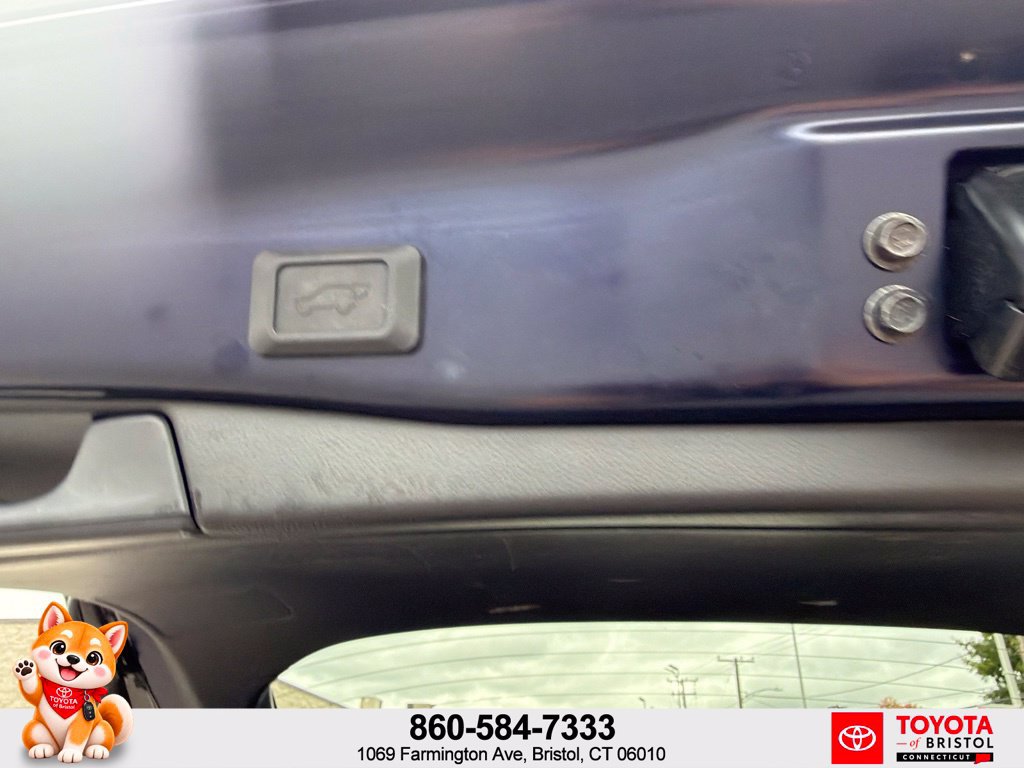 Used 2024 Toyota RAV4 SE w/ Weather & Moonroof Package AWD/4WD image 35