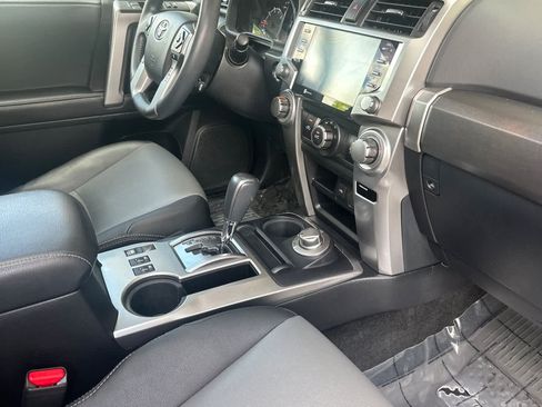 Used 2021 Toyota 4Runner SR5 Premium w/ Moonroof Package AWD/4WD image 16