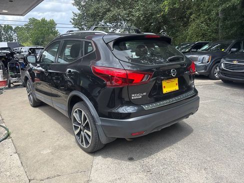 Used 2017 Nissan Rogue Sport SL w/ SL Premium Package AWD/4WD image 9