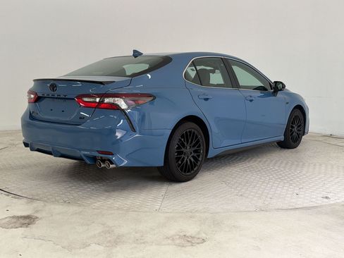 Used 2024 Toyota Camry SE FWD image 9