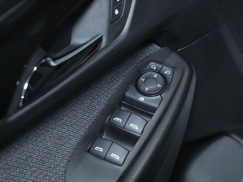 Used 2025 Chevrolet TrailBlazer LT image 16