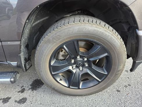 Used 2022 RAM 1500 Big Horn AWD/4WD image 32