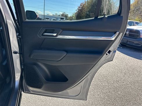 New 2026 GMC Terrain Elevation w/ Elevation Premium Package image 17