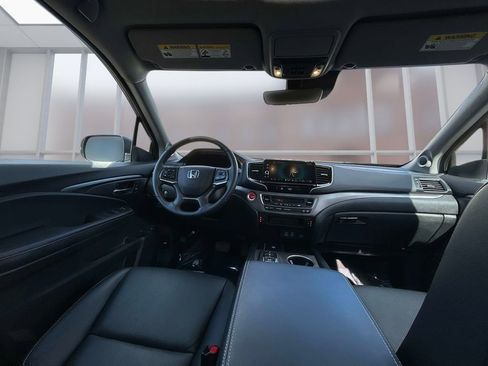 Used 2025 Honda Ridgeline RTL image 18