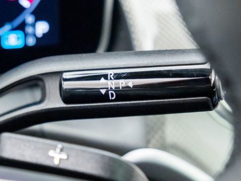 New 2025 Mercedes-Benz GLC 300 4MATIC image 15