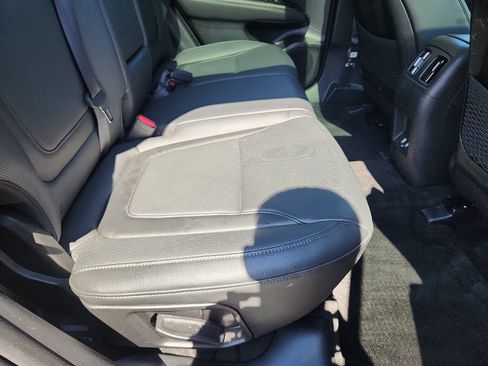 Used 2022 Hyundai Tucson Limited w/ Winter Package image 31